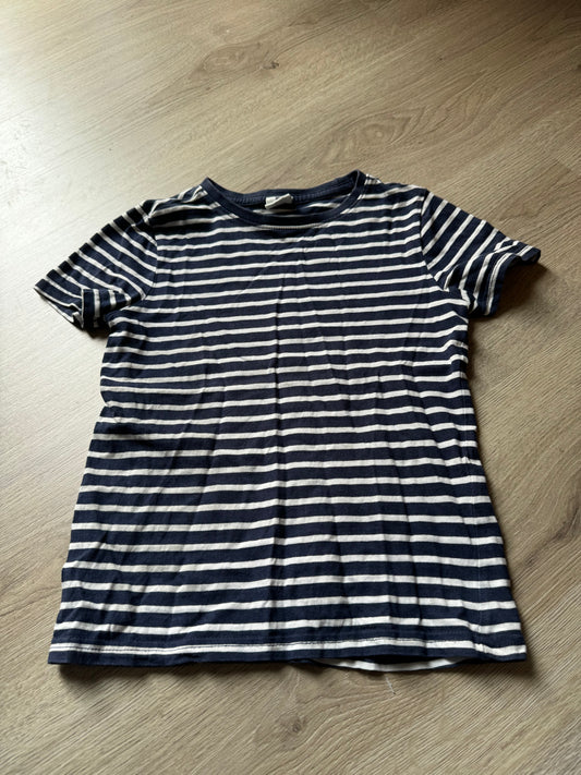 HEMA tshirt maat 110/116