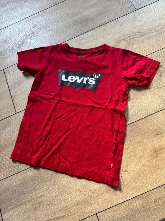 Levi’s tshirt maat 116