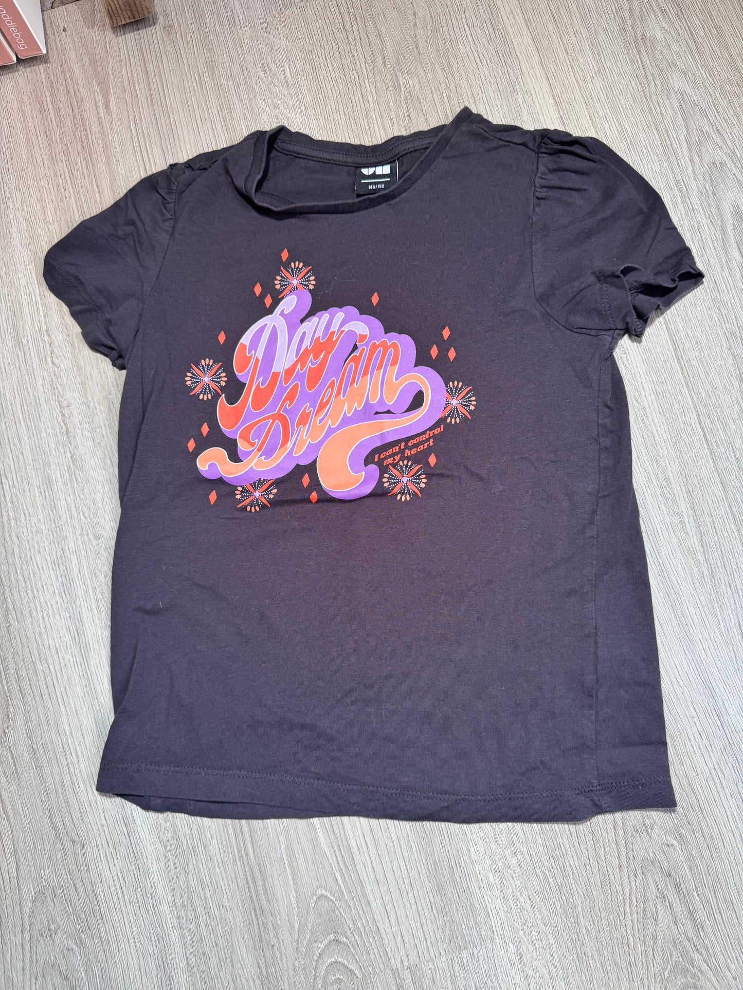 JM tshirt maat 146/152
