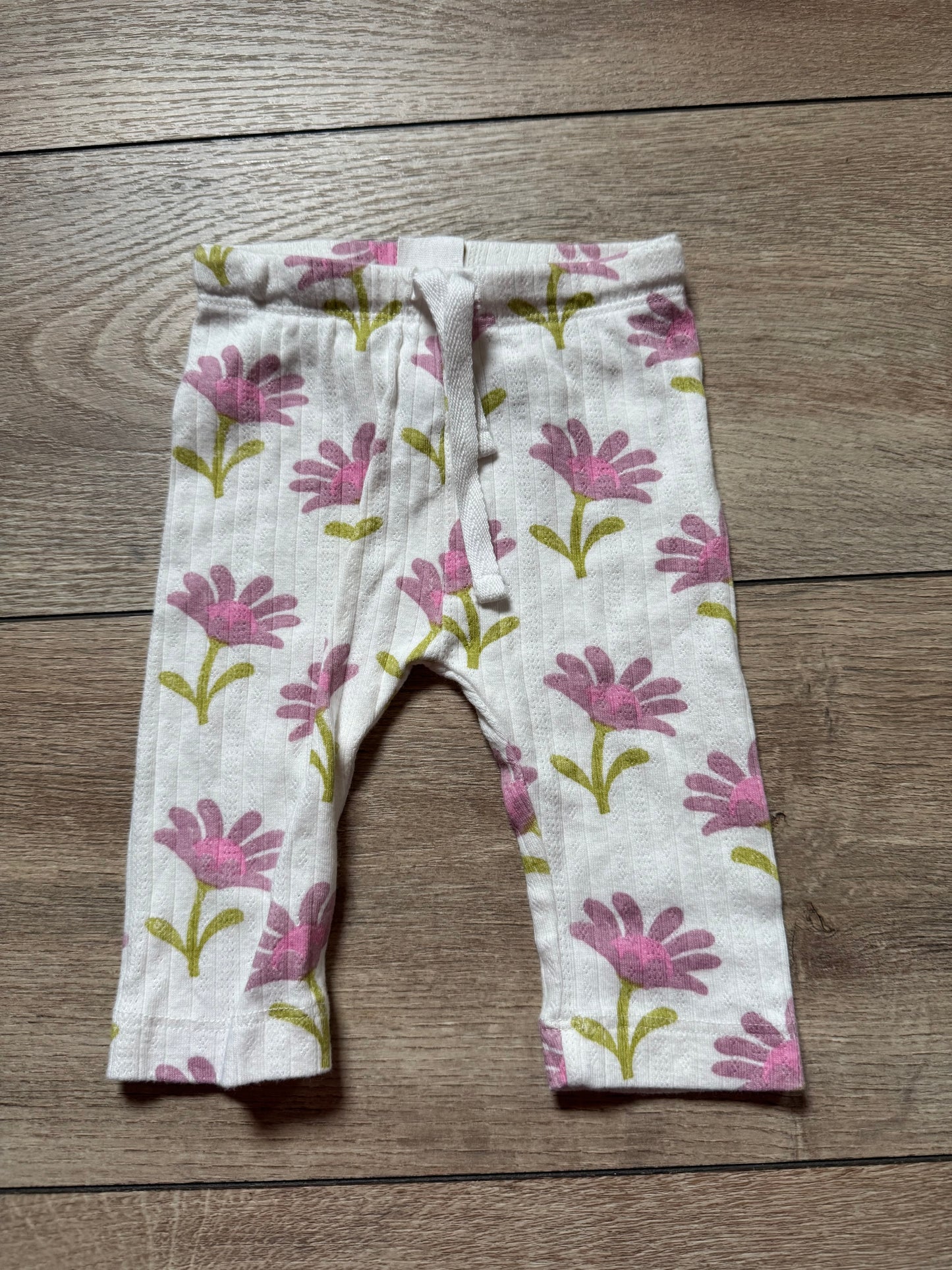 HEMA broekje maat 62