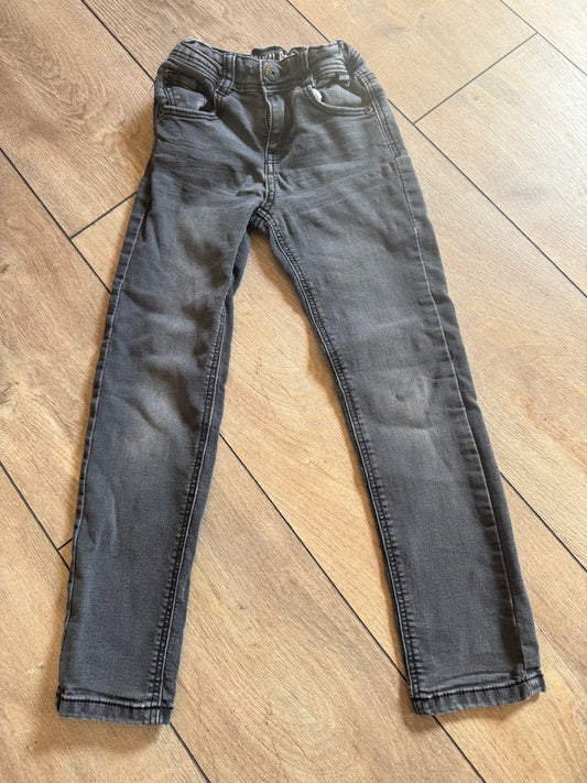 Wibra jeans maat 122
