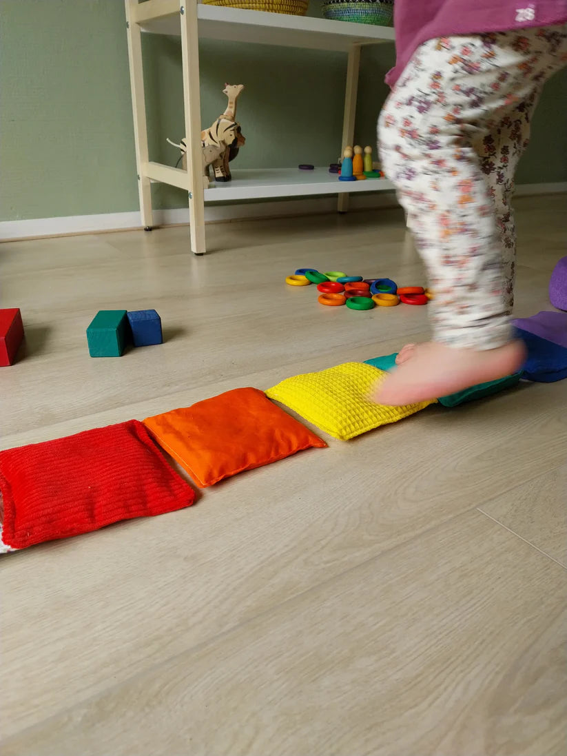 PIT AND PLAY  Regenboog pittenzakjes Stapelstein