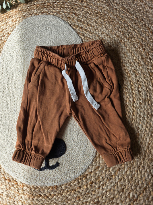 Hema broek maat 62