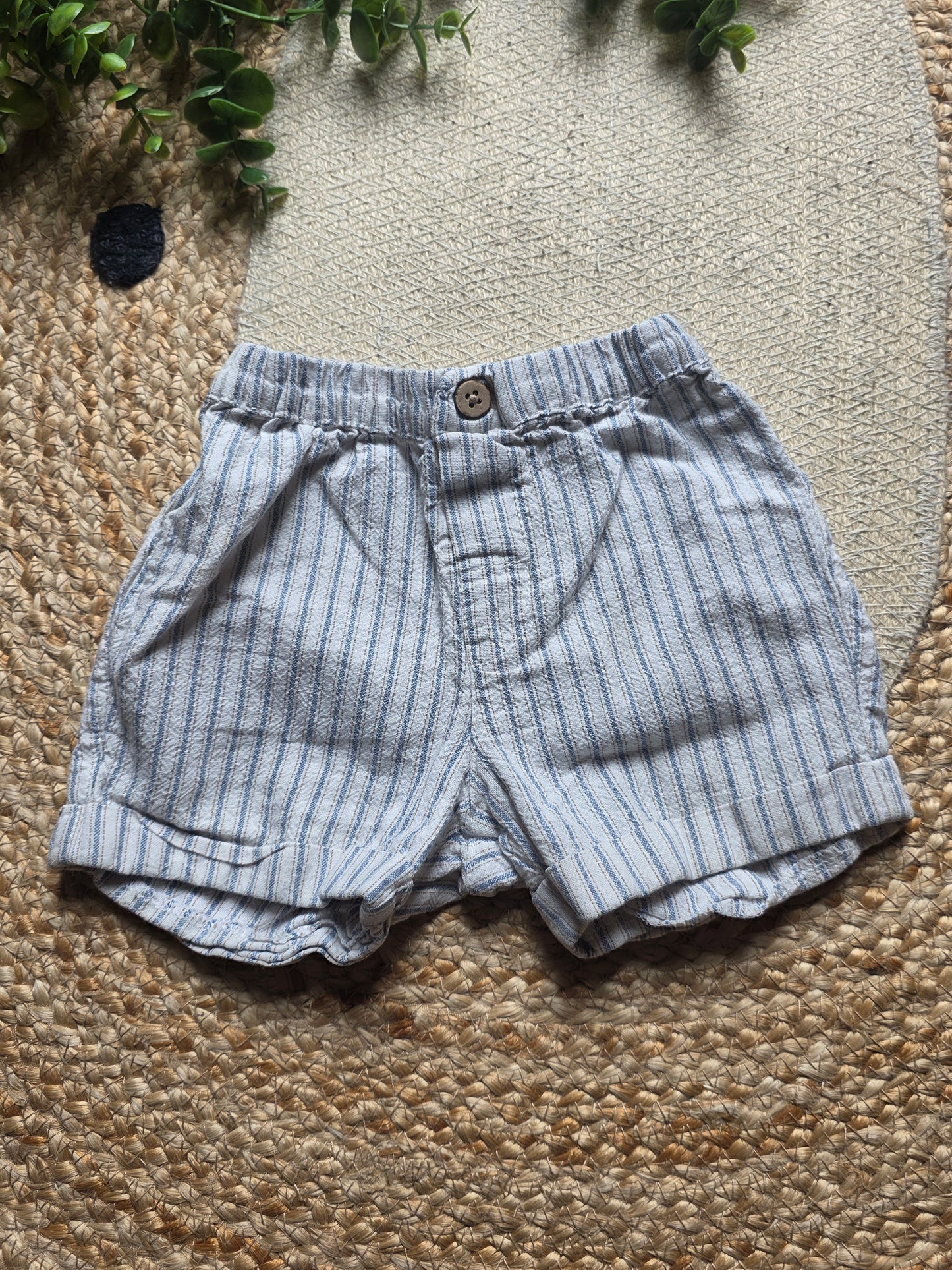 Mayoral korte broek maat 86 -K228