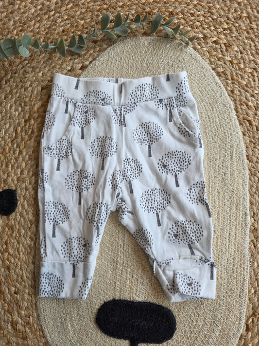 Prénatal broekje maat 56