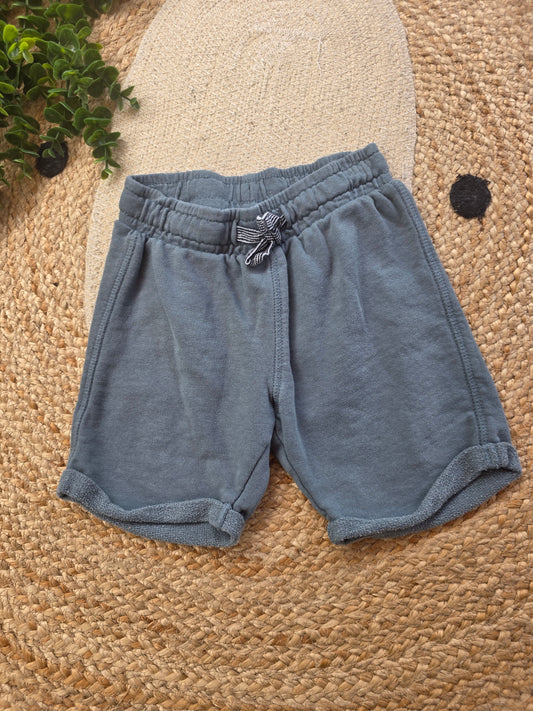 Hema korte broek maat 98/104