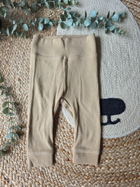 Hema legging maat 62