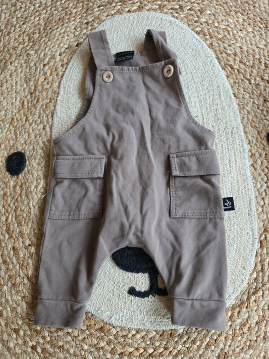 Babystyling tuinbroekje maat 50/56