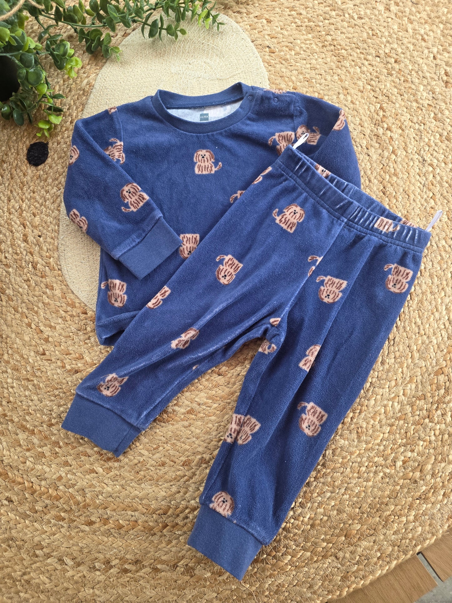 Hema pyjama maat 74/80