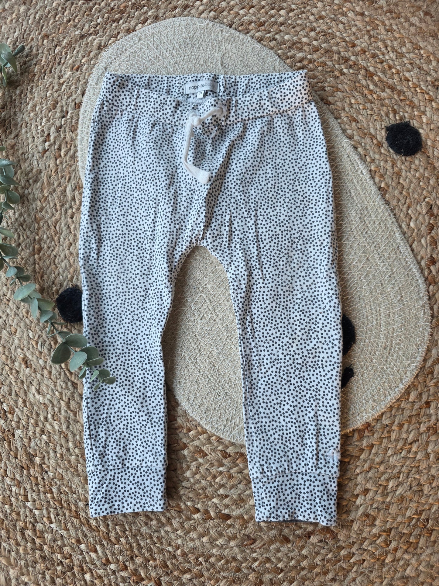 Noppies broekje maat 74