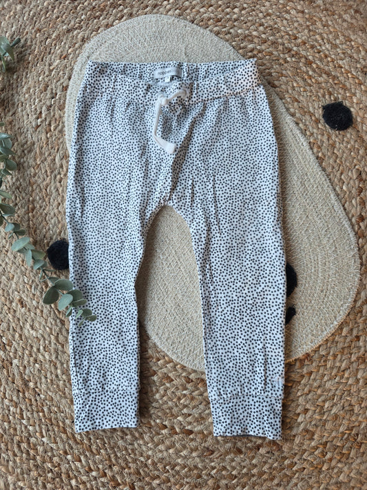 Noppies broekje maat 74