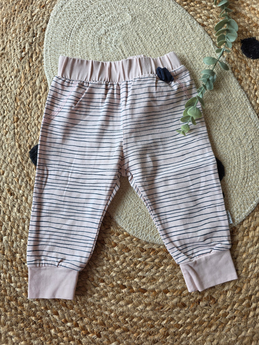 Bess broekje maat 68