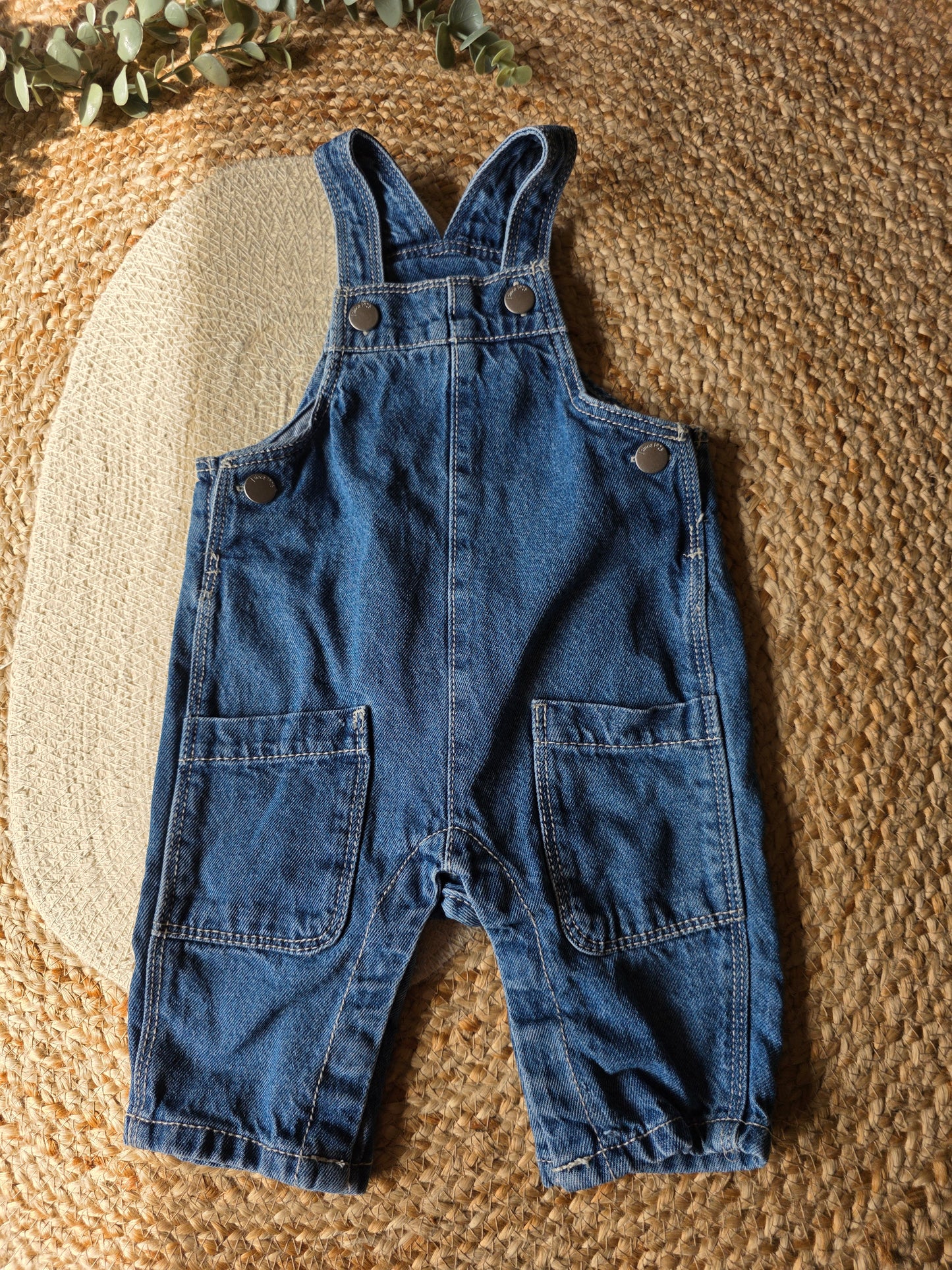 Hema tuinbroek maat 62