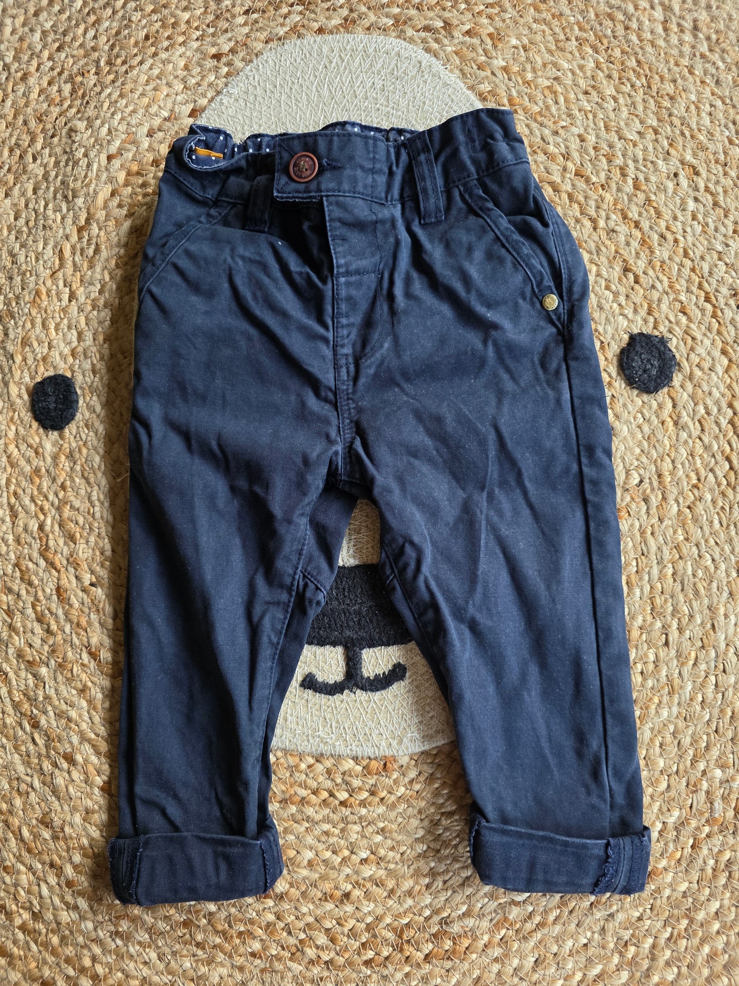 Next broekje maat 12-18 M