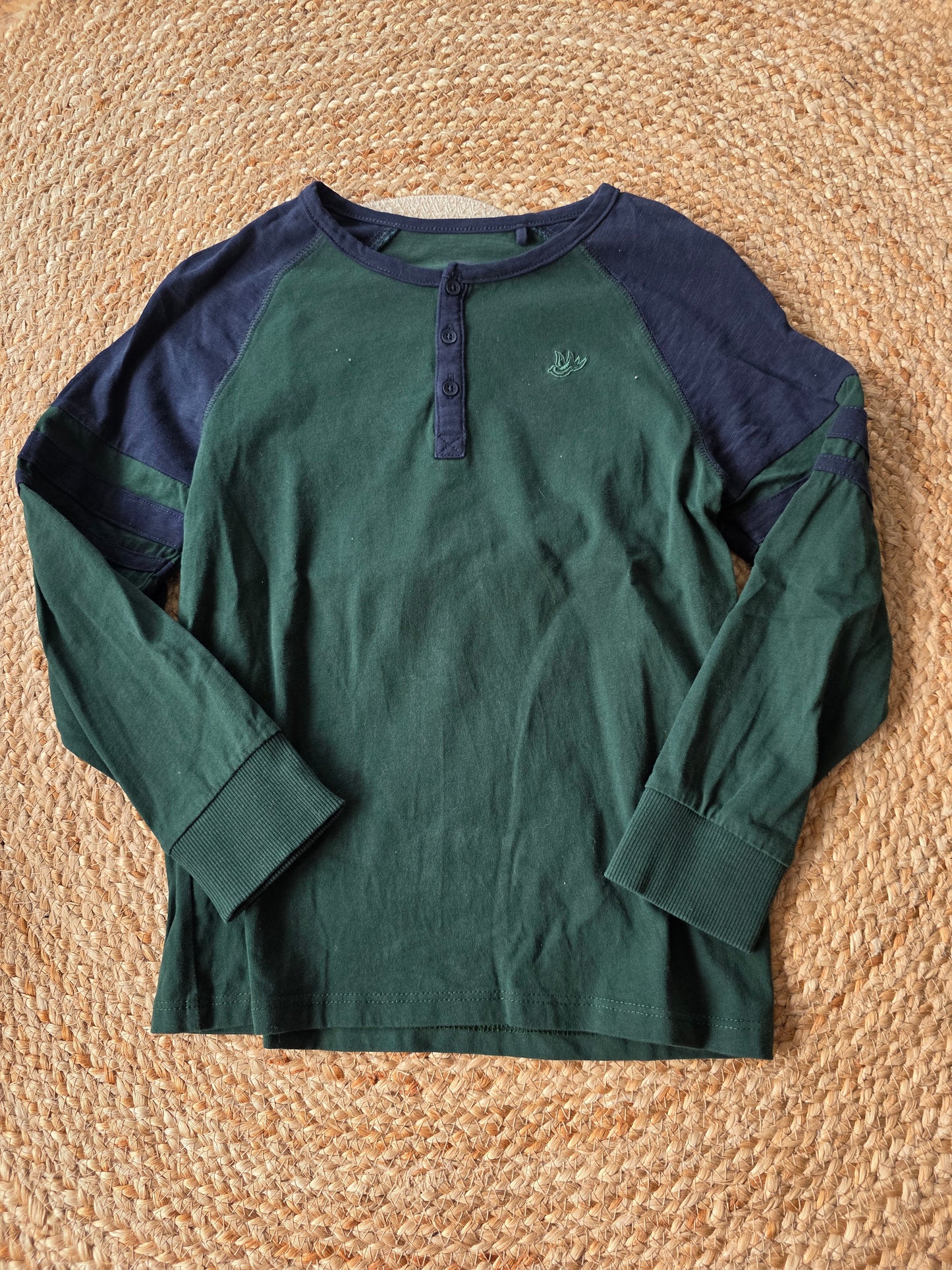 We shirtje maat 122/128