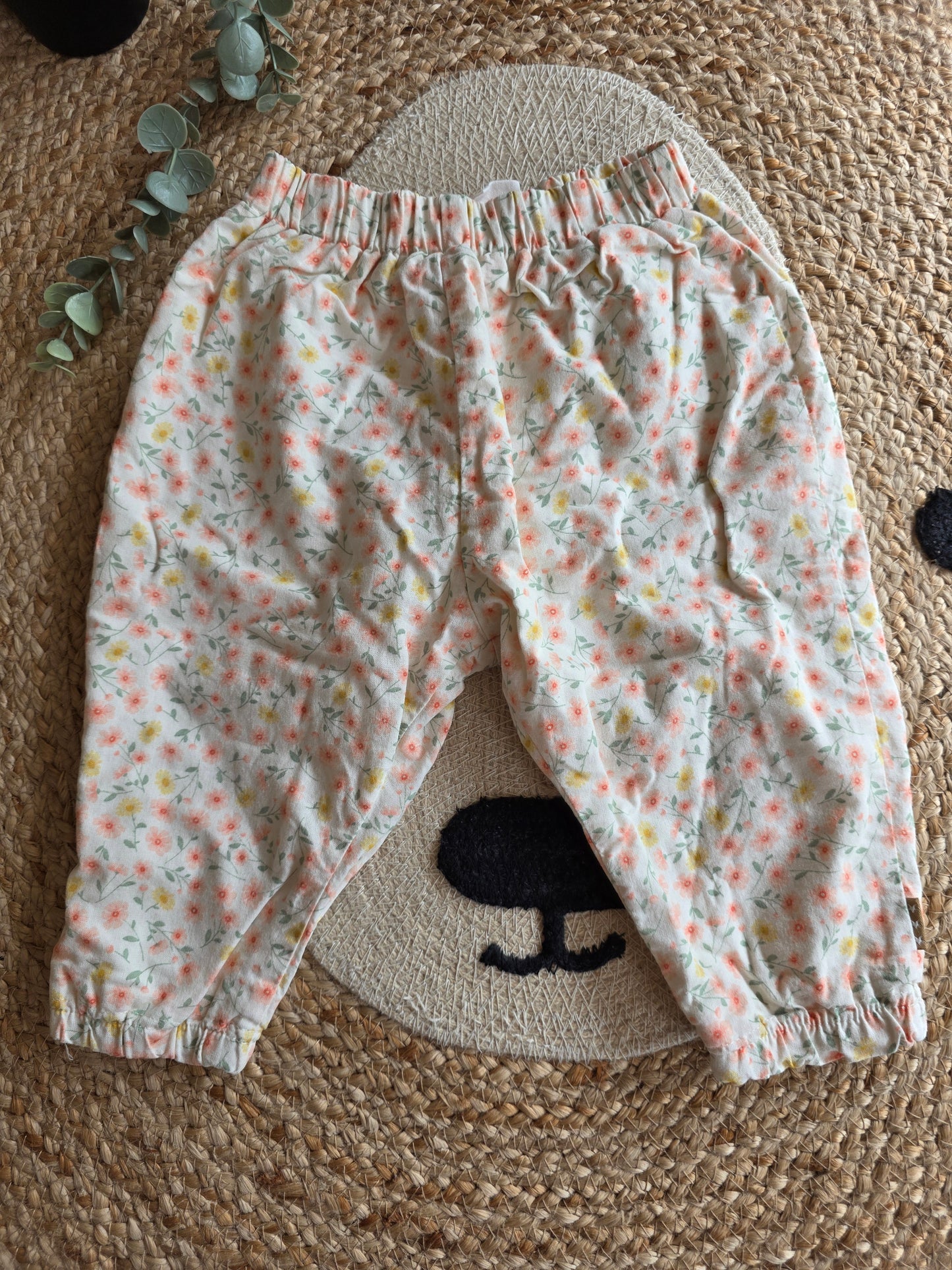 Hema broek maat 74