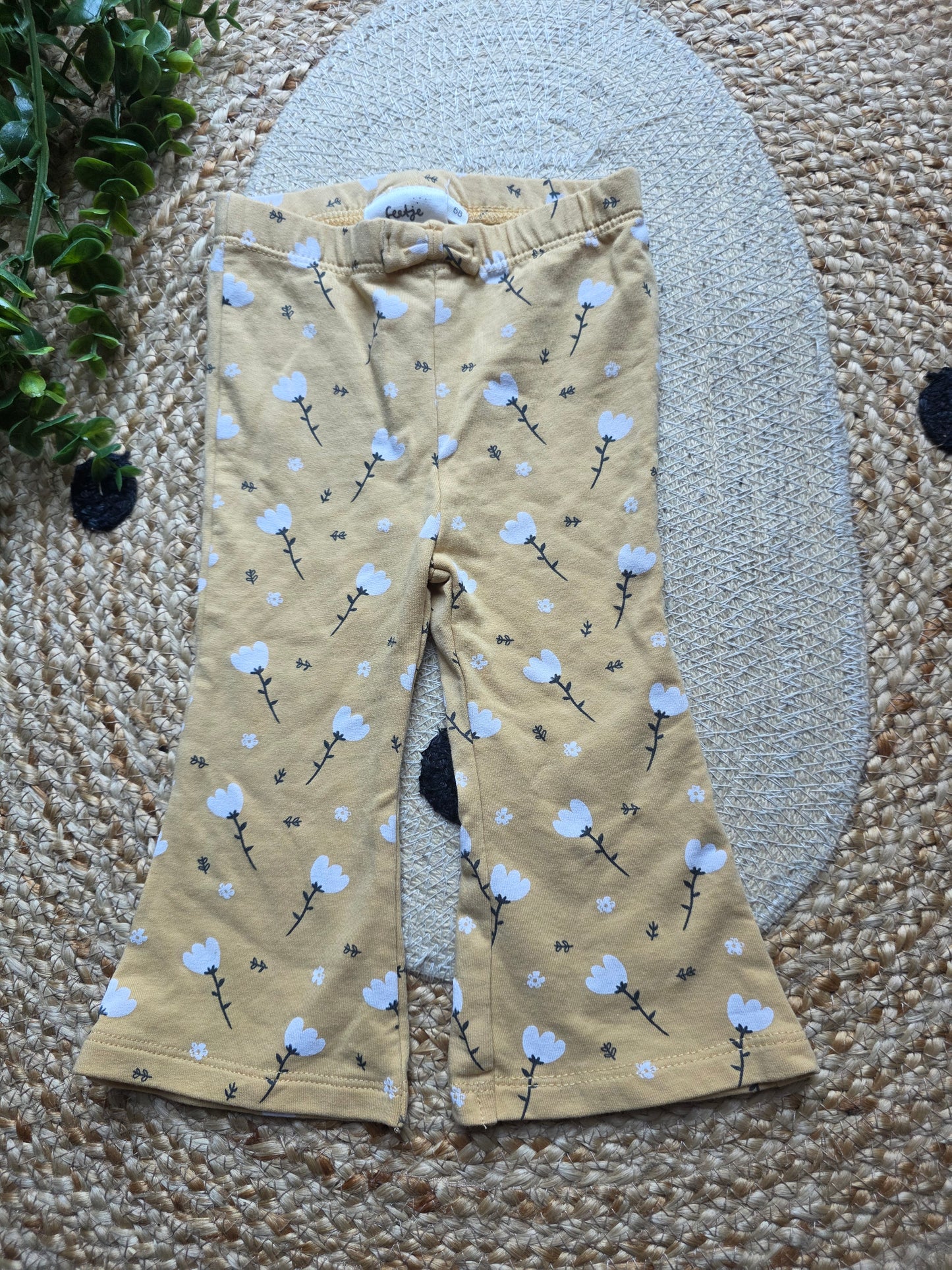 Feetje broek maat 68