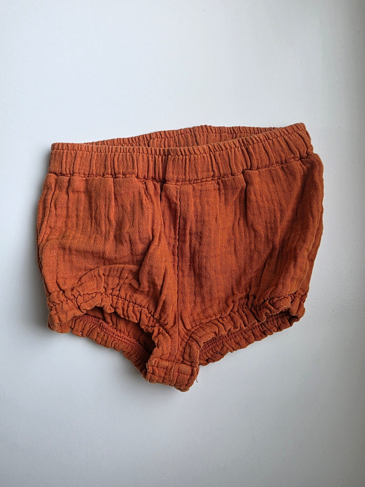 Z8 korte broek maat 86