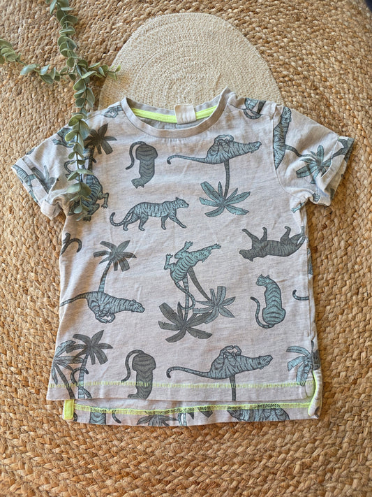 Hema tshirt maat 98/104