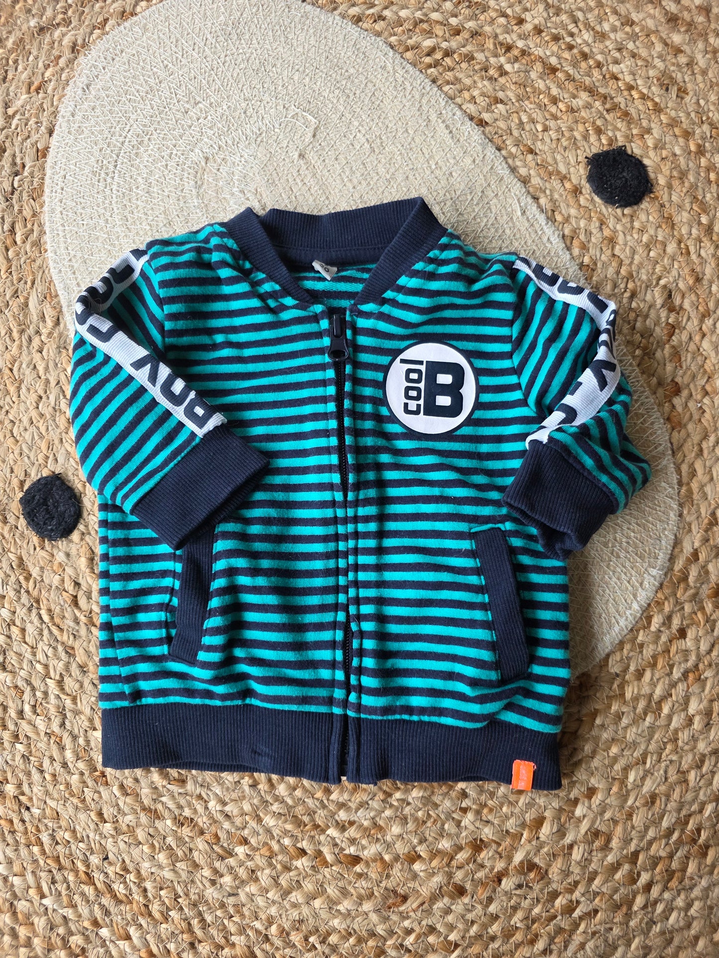 Newborn vestje maat 56