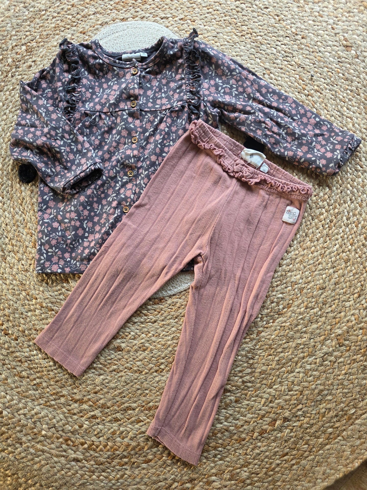 Feetje setje maat 86