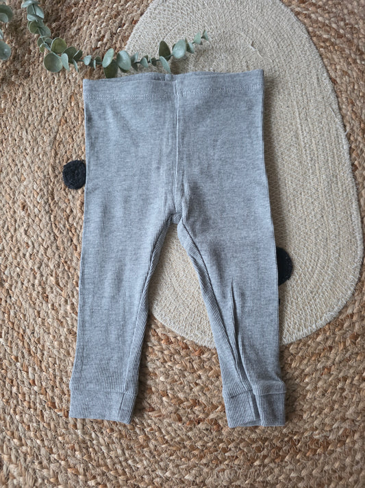 Hema legging maat 74