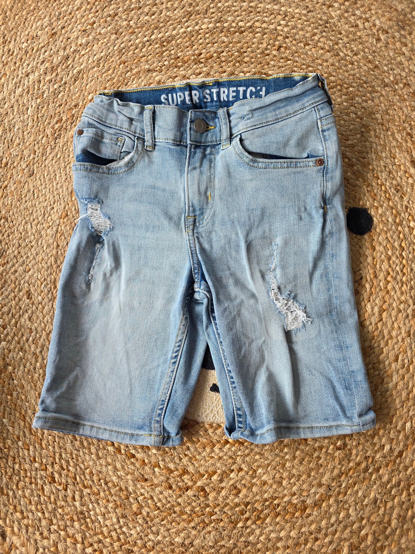 H&m korte broek maat 134