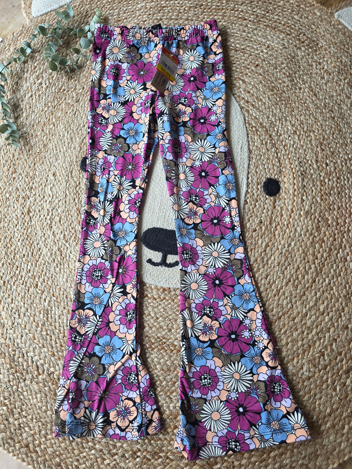 Wibra broek maat 134