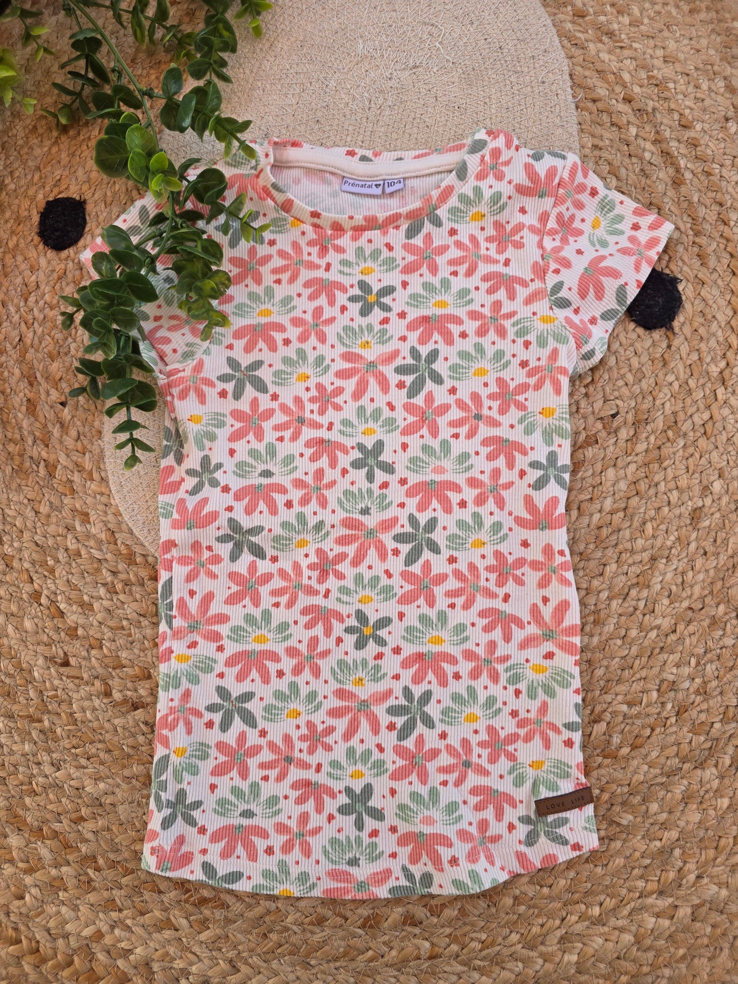 Prénatal tshirt maat 104