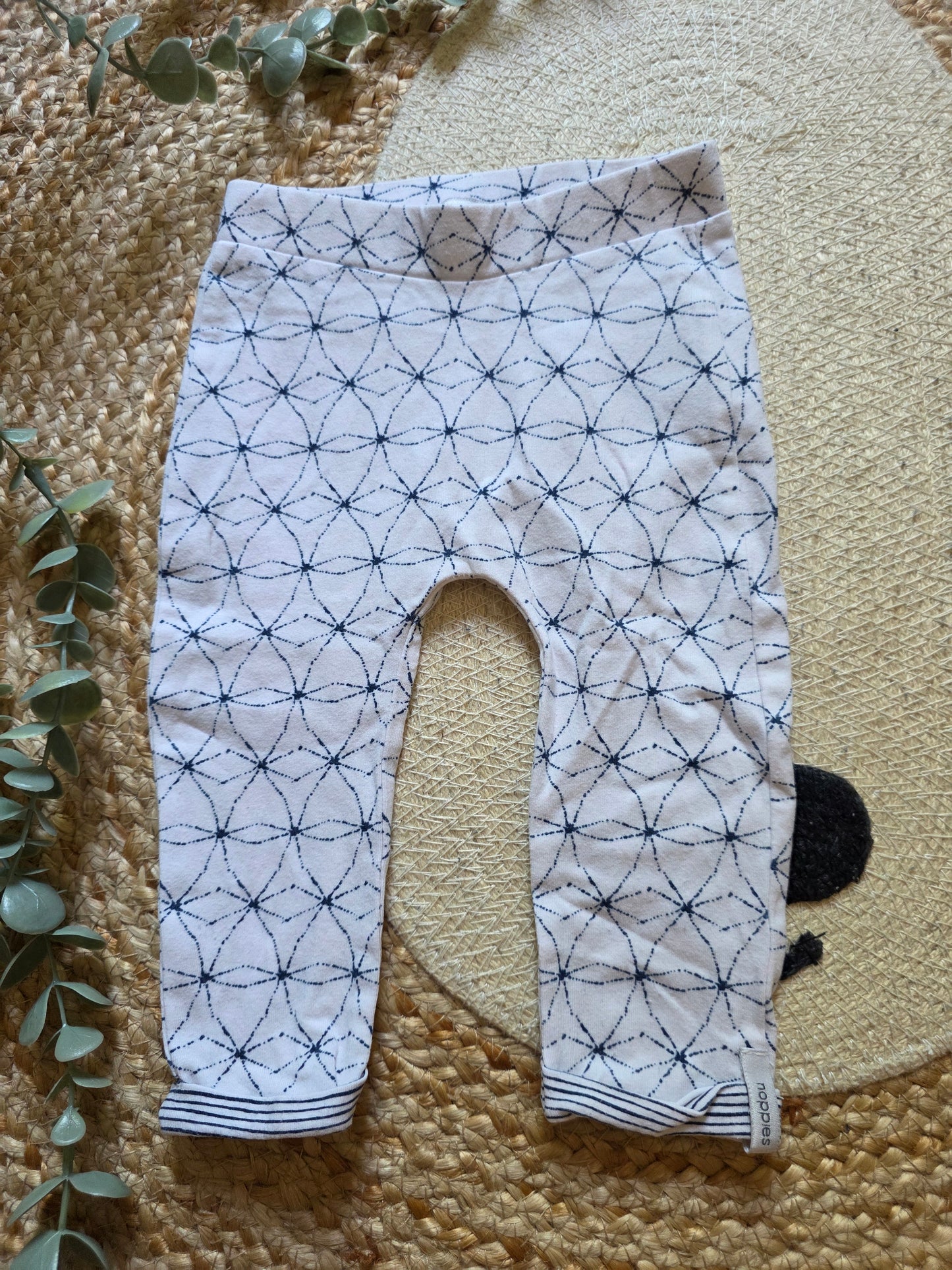 Noppies broekje maat 62