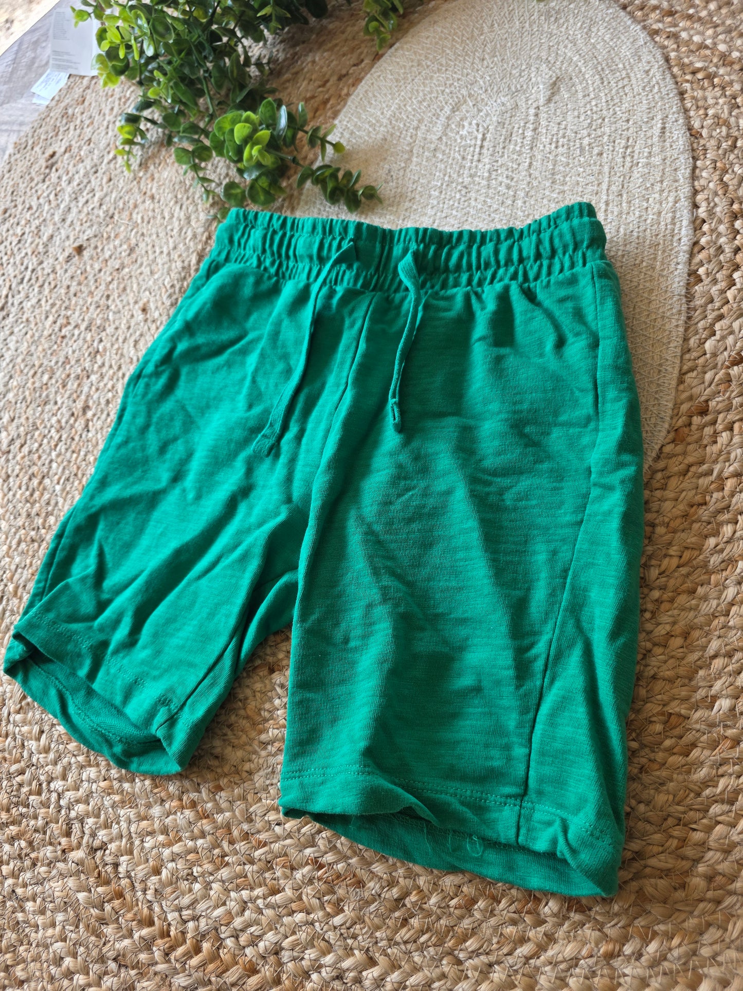 Hema korte broek maat 122-128