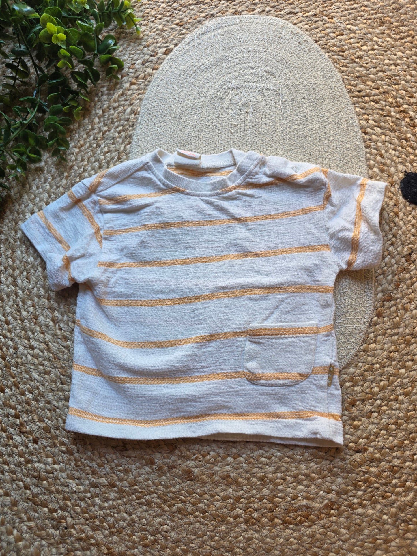 Hema tshirt maat 68 -K222