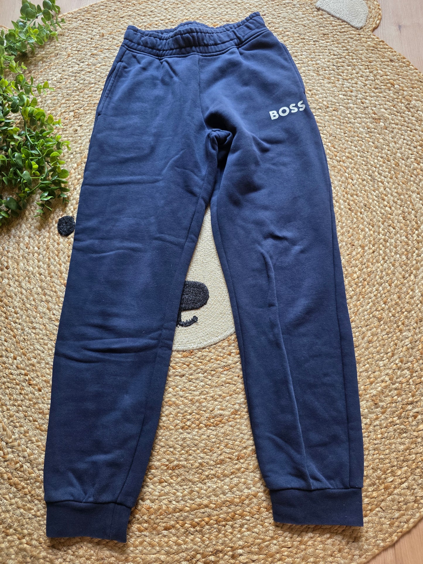 BOSS trainingsbroek maat 10 -K219