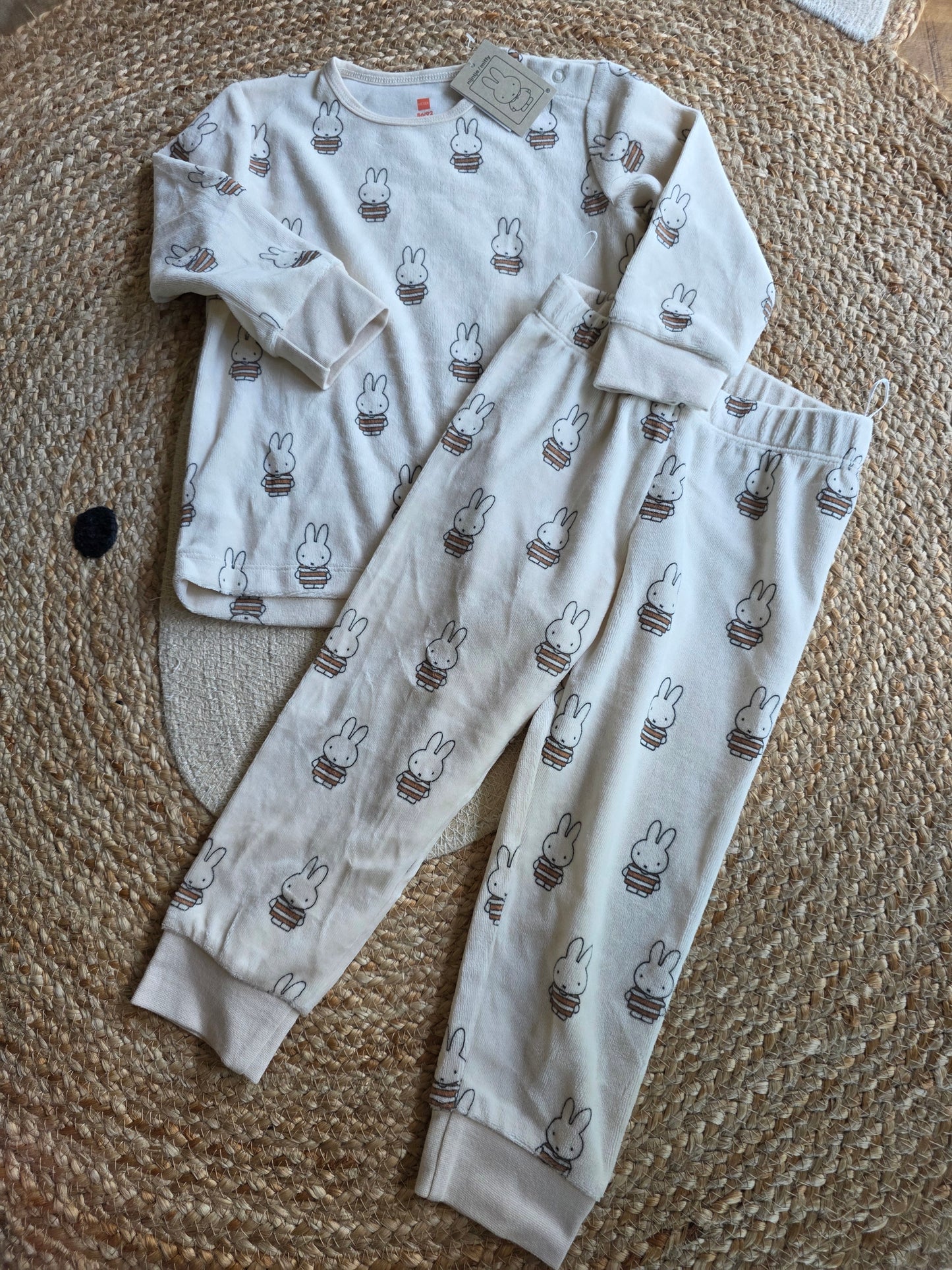 Hema nijntje pyjama maat 86/92