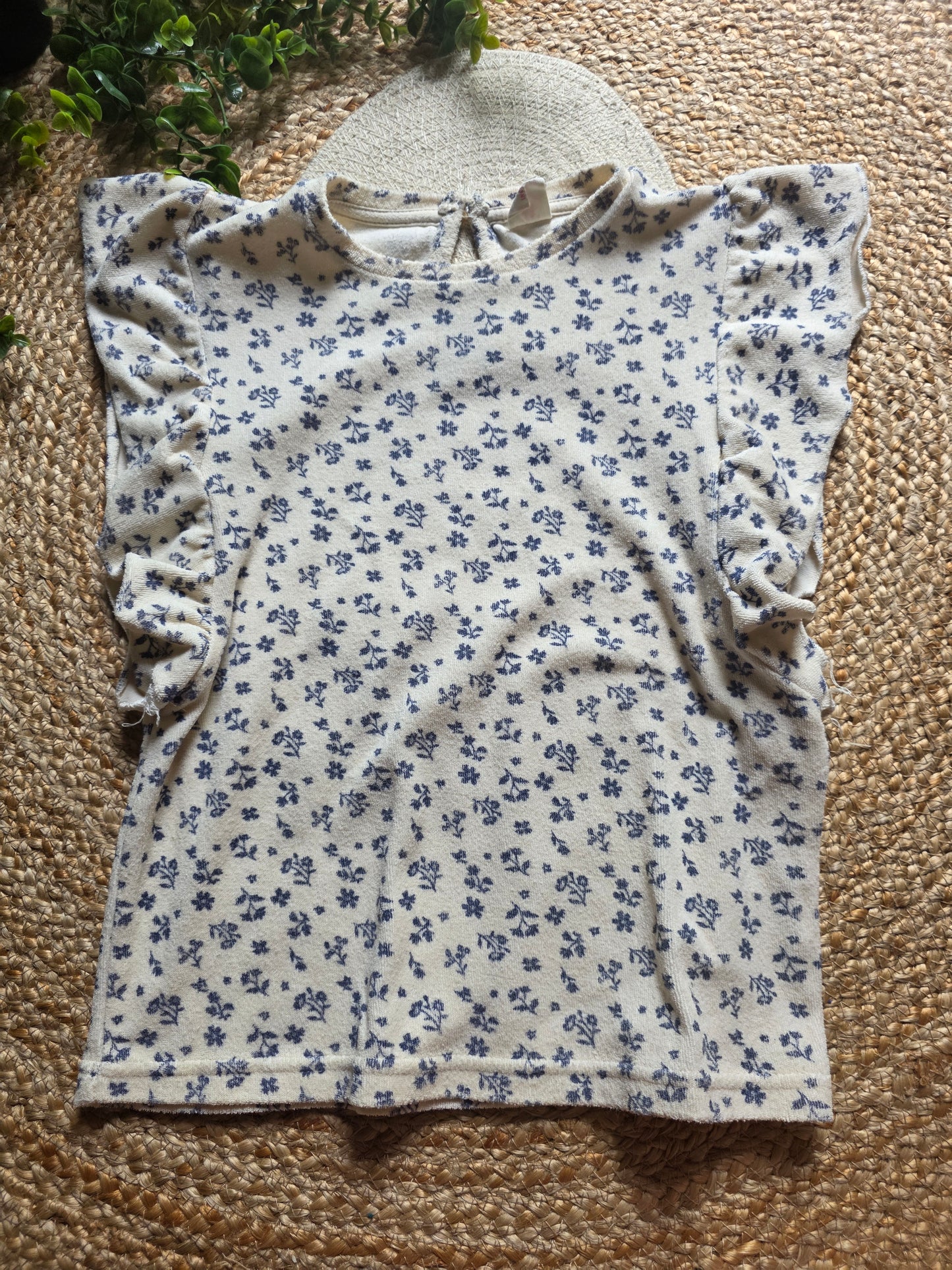 Hema tshirt maat 134/140 -K000