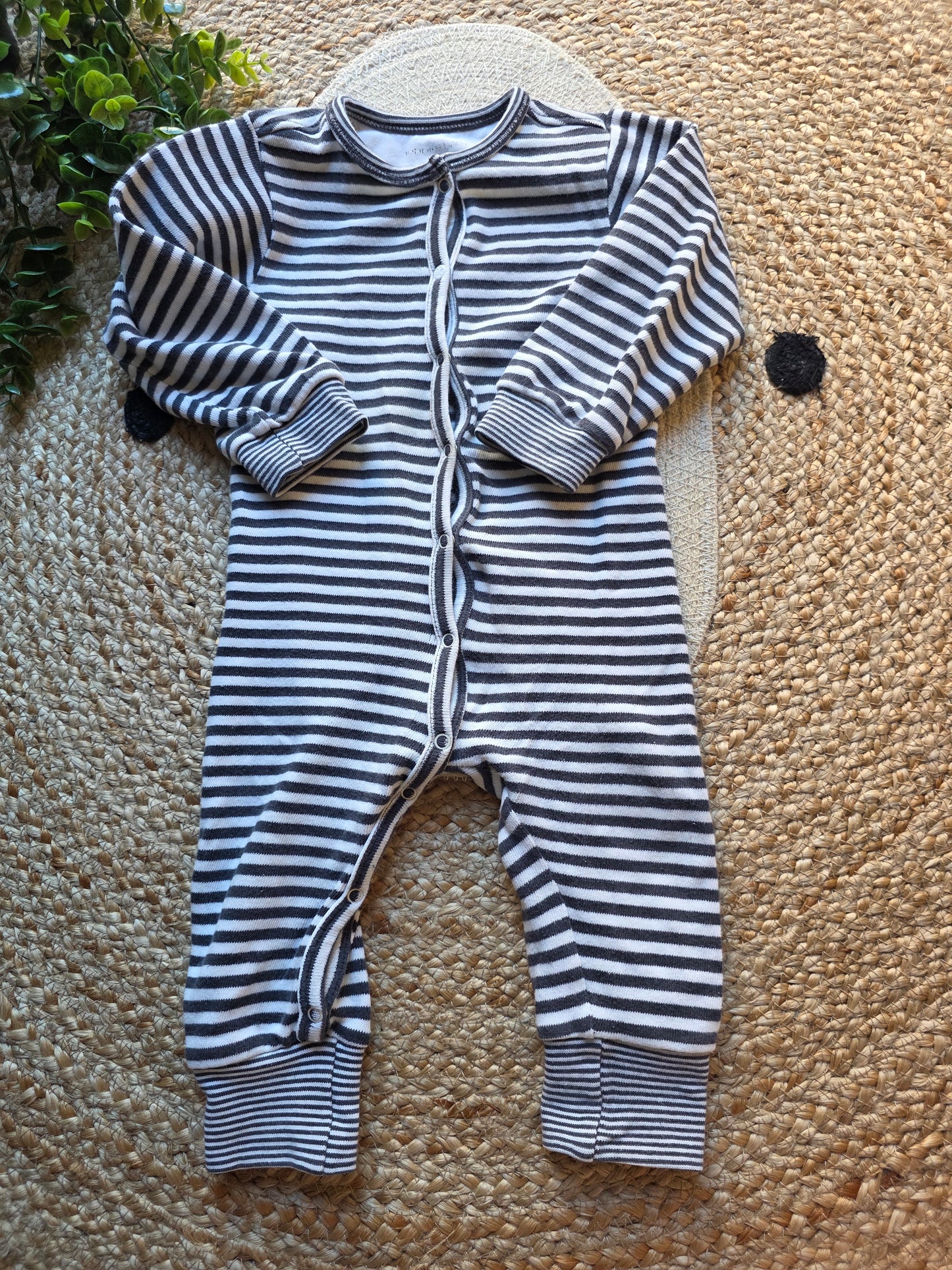 Noppies pakje maat 68 -K220