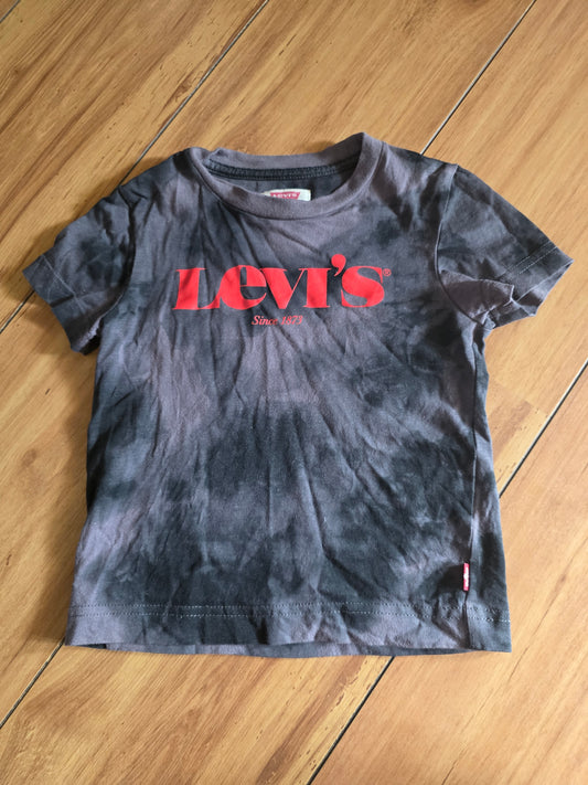 Levis tshirt maat 92