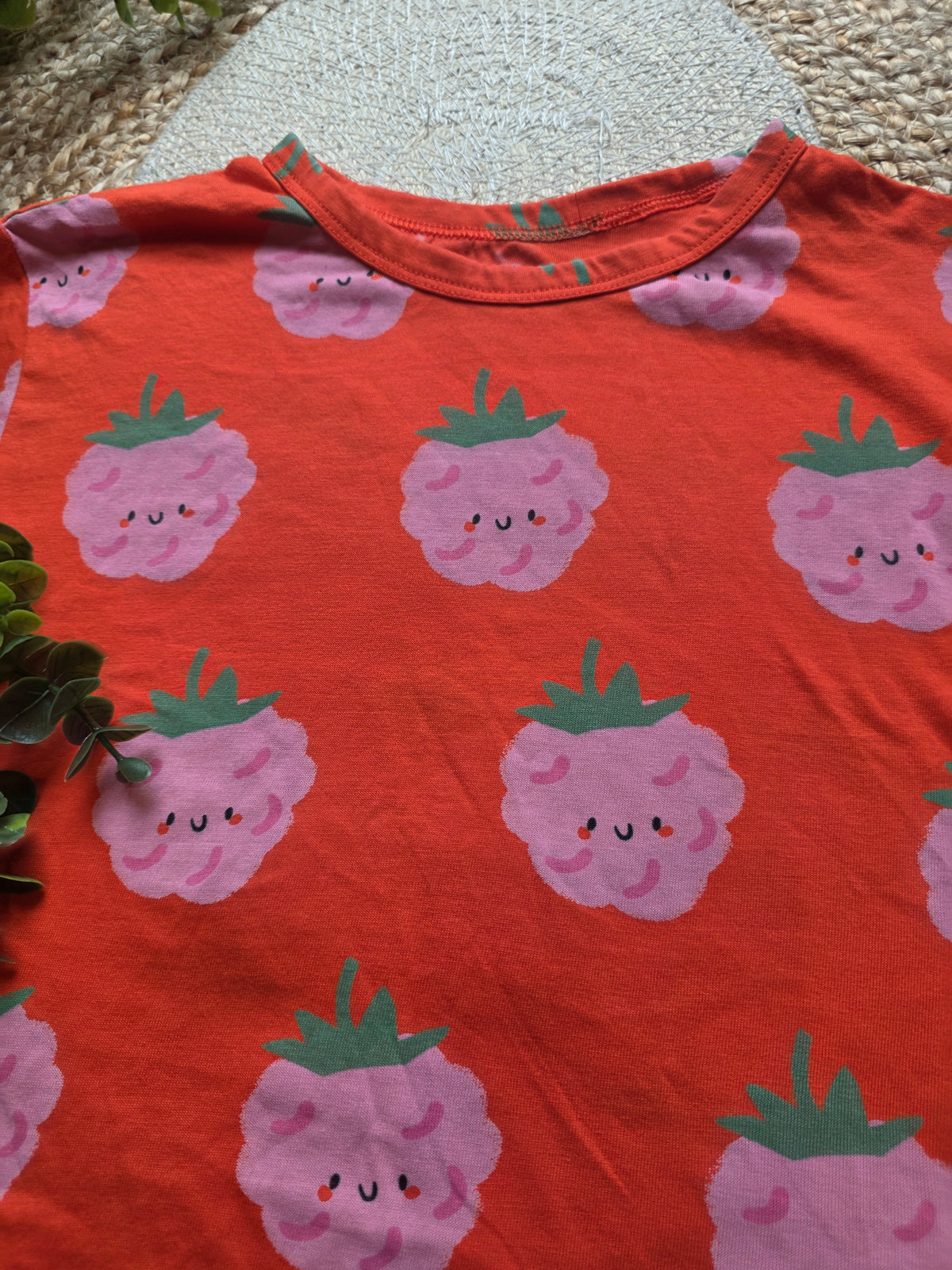 H&M tshirt maat 98/104