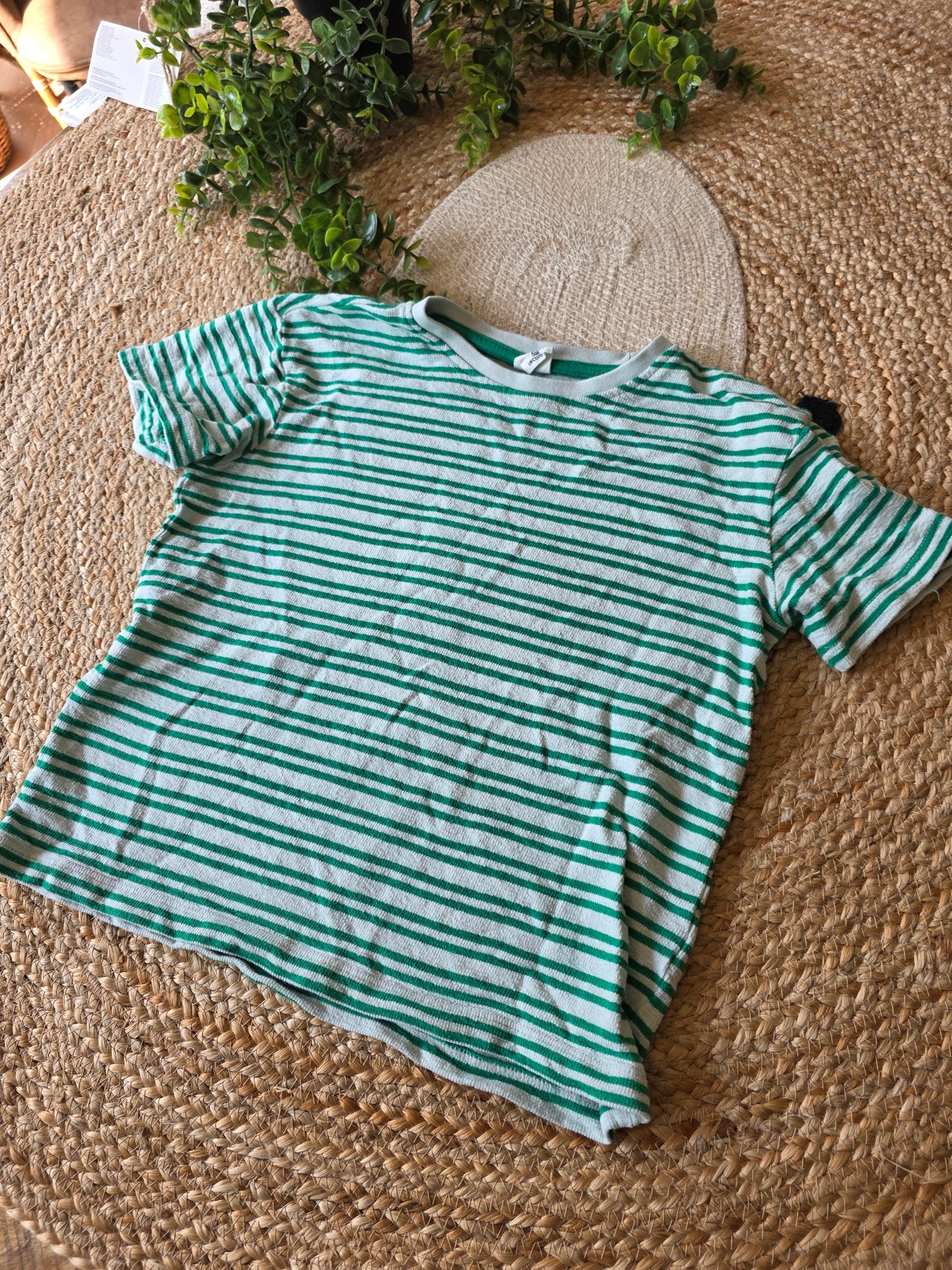 Hema tshirt maat 122-128