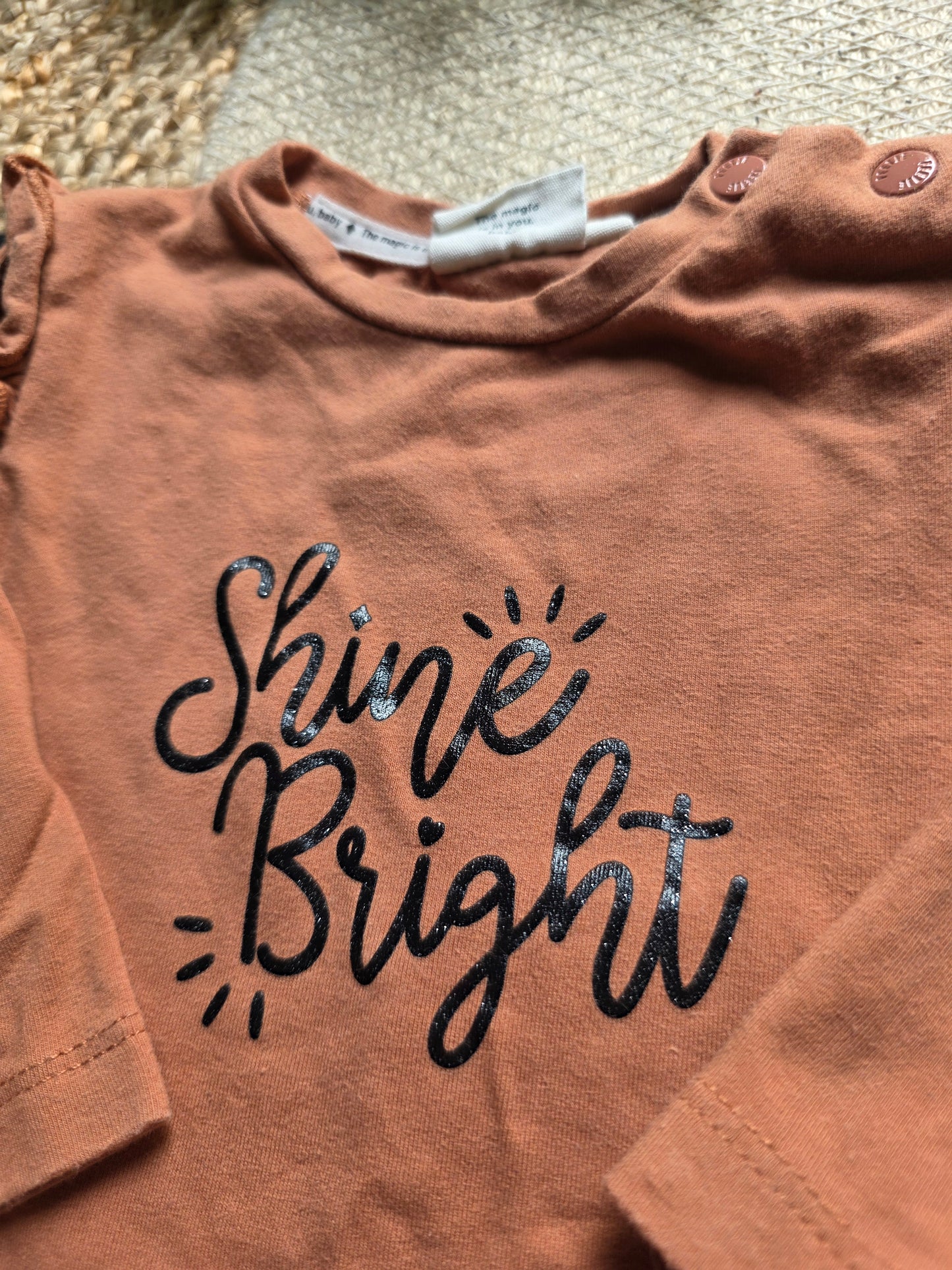 Feetje shirtje maat 68 -K211