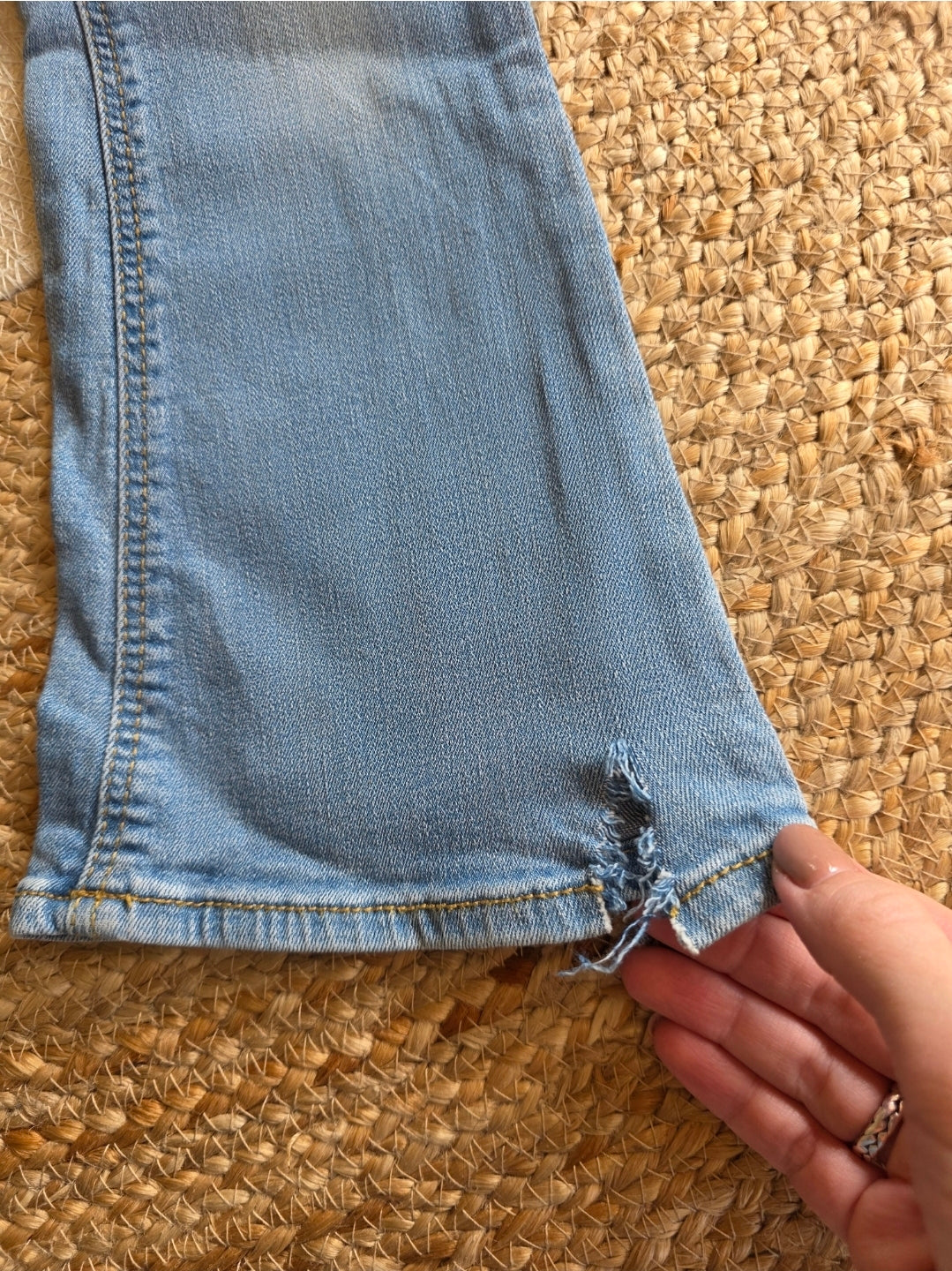 Hema flared jeans maat 116