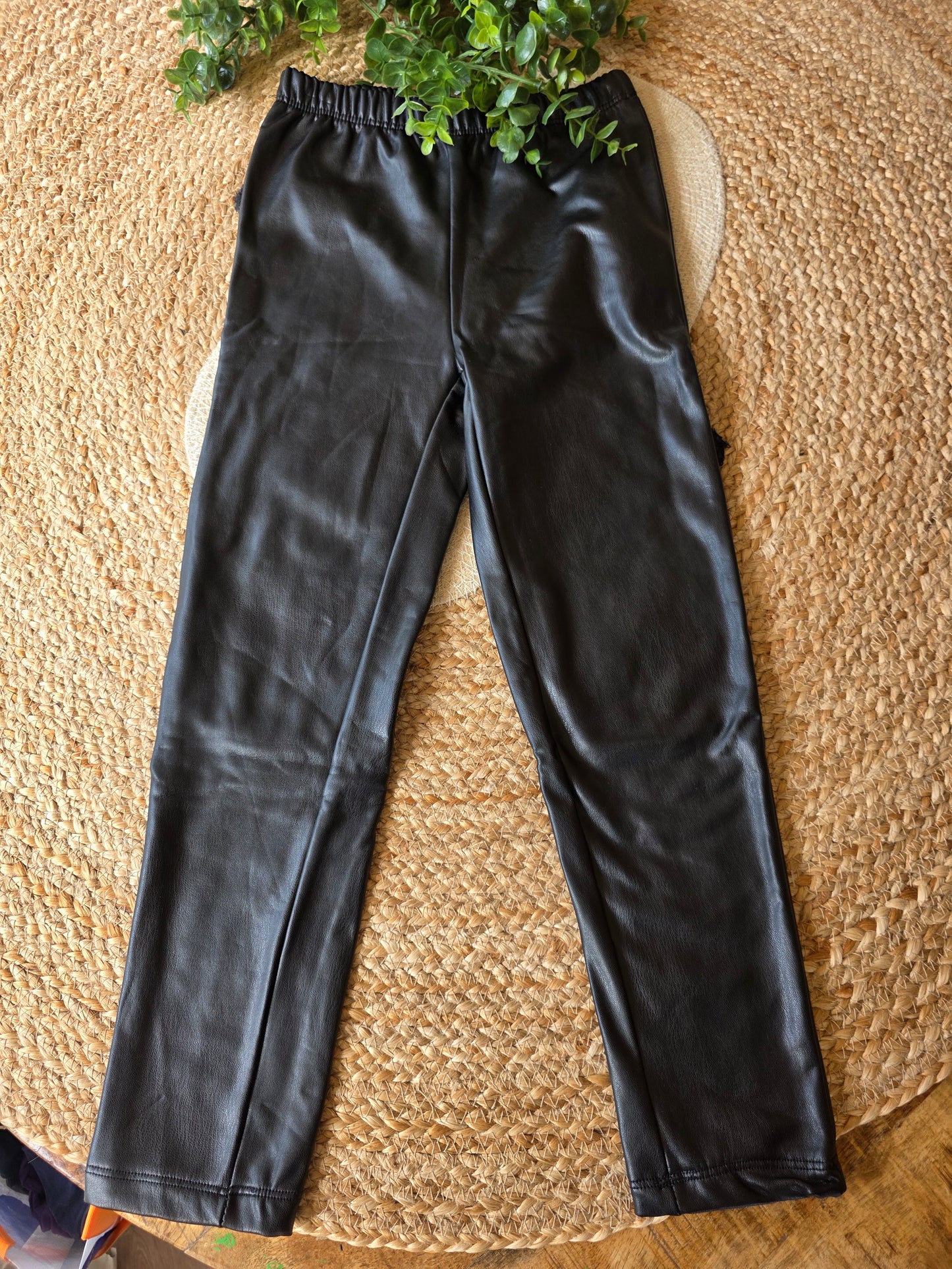DKNY legging maat 6Y -K208