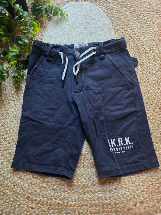 Skurk korte broek maat 134/140 -K216