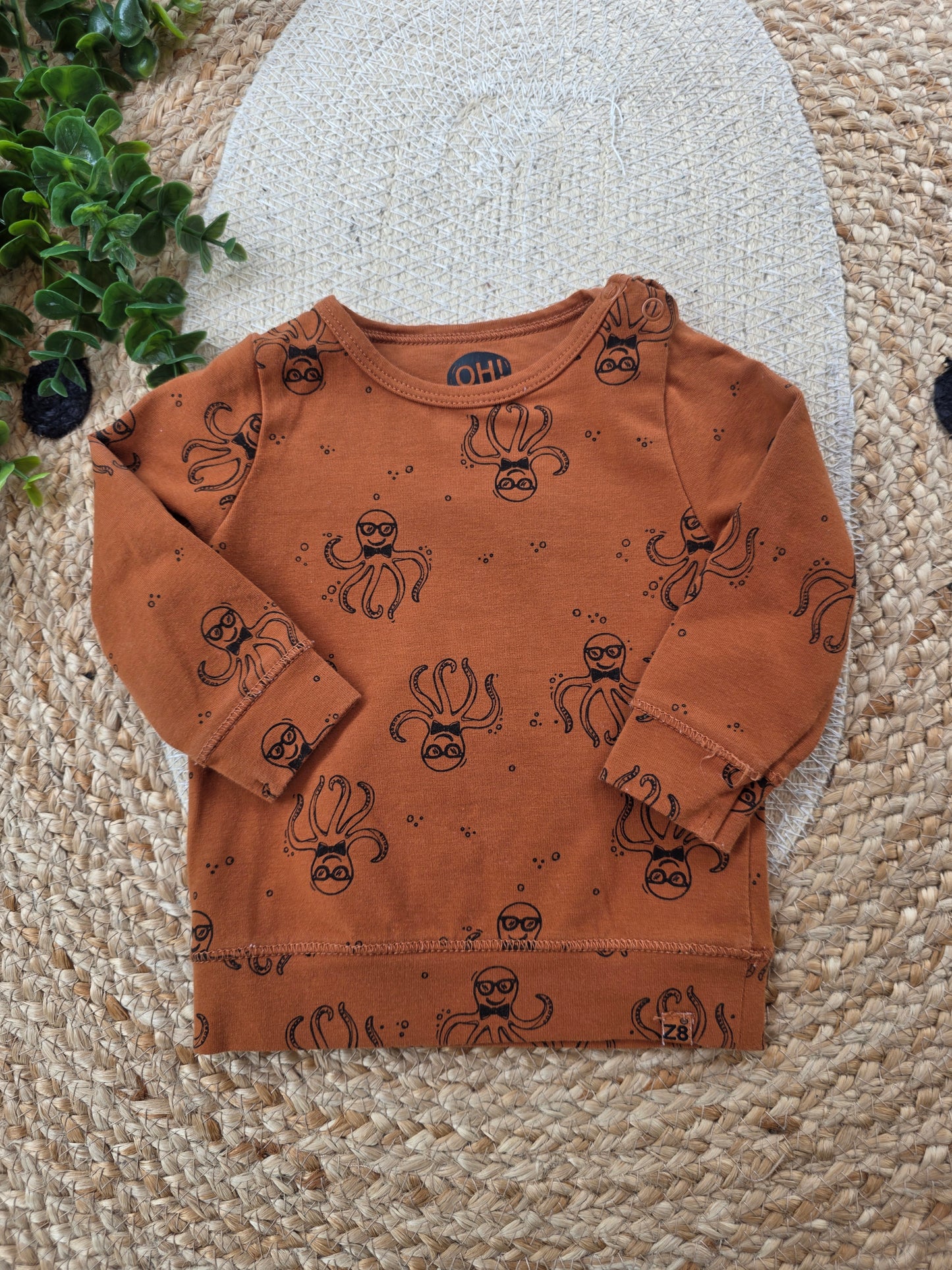 Z8 shirtje maat 56