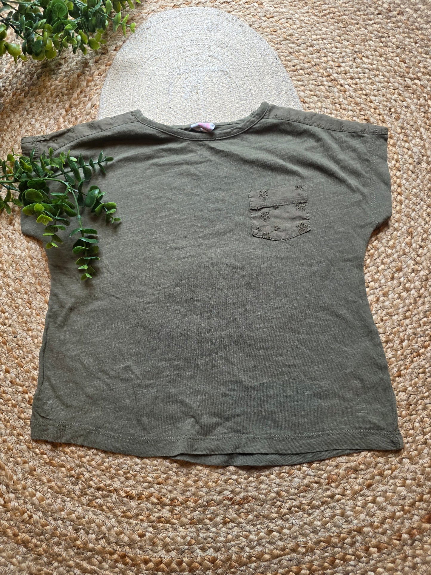 Hema tshirt maat 110/116