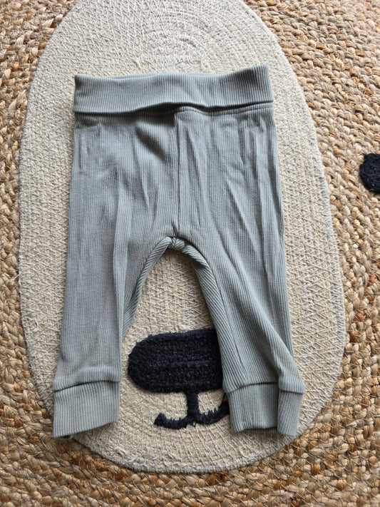 Hema legging maat 56