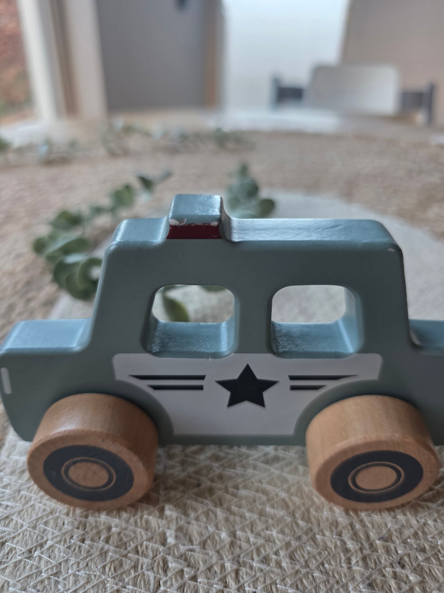 Little dutch houten politieauto