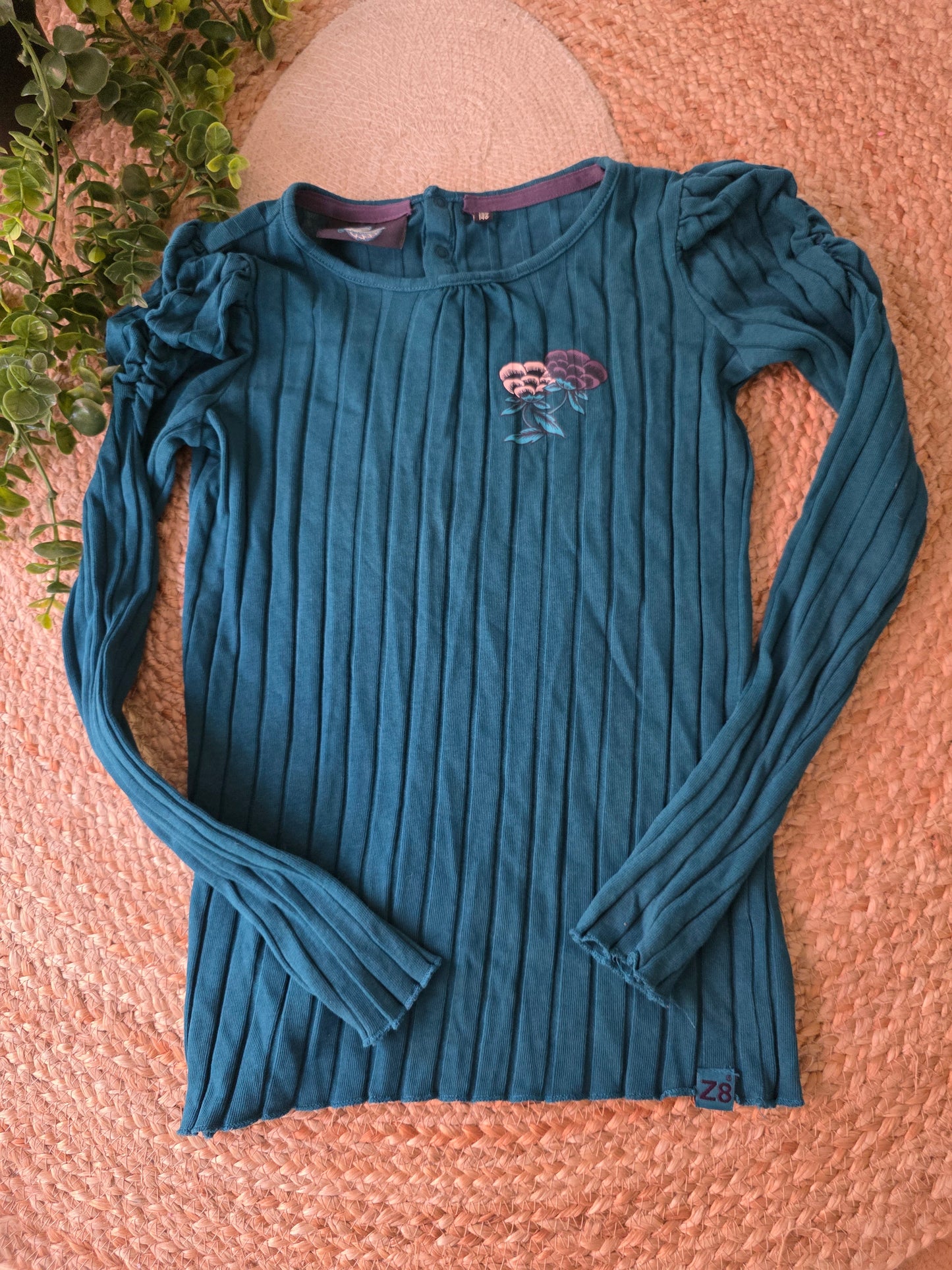 Z8 shirtje maat 140/146
