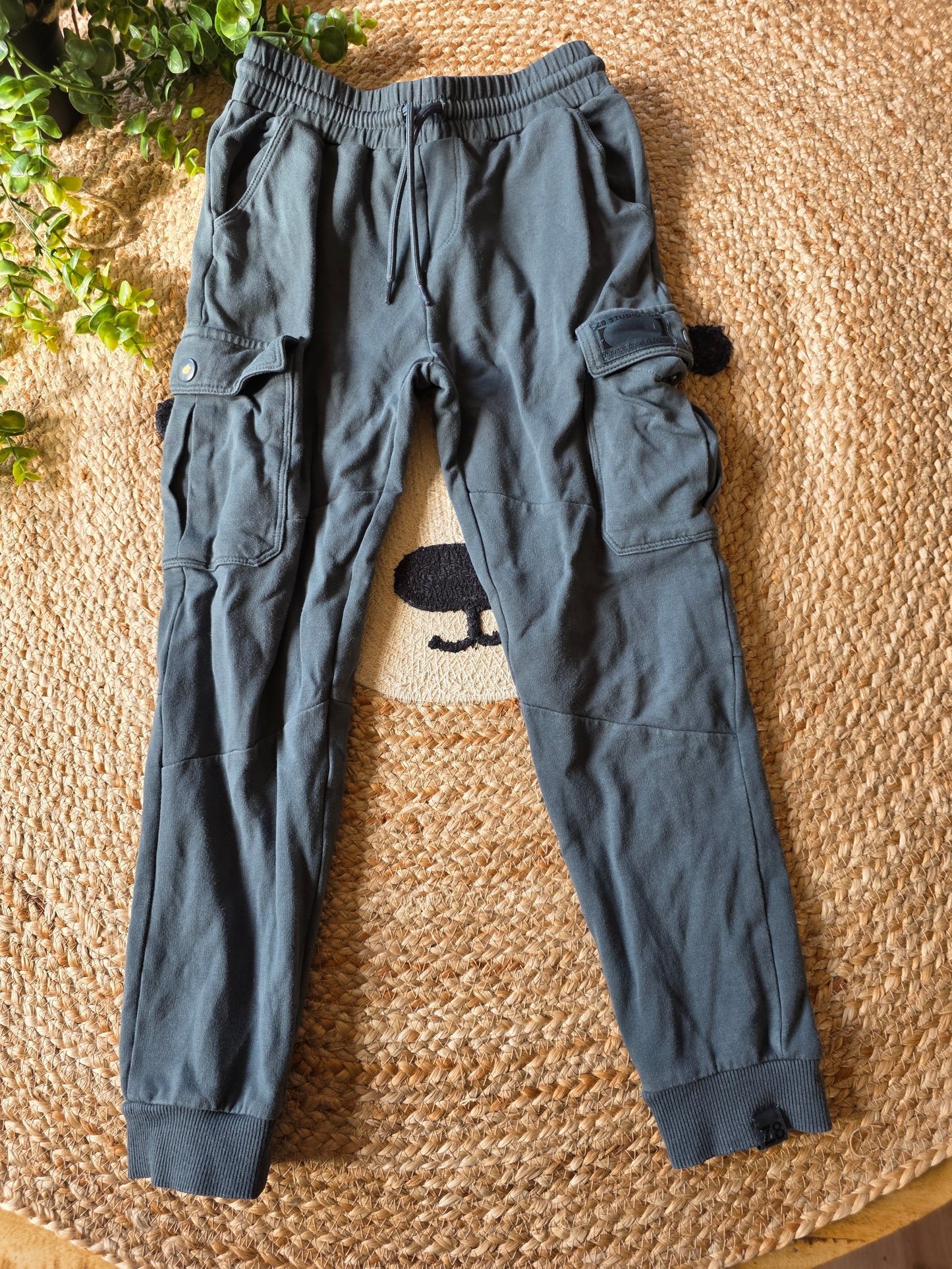 Z8 broek maat 128