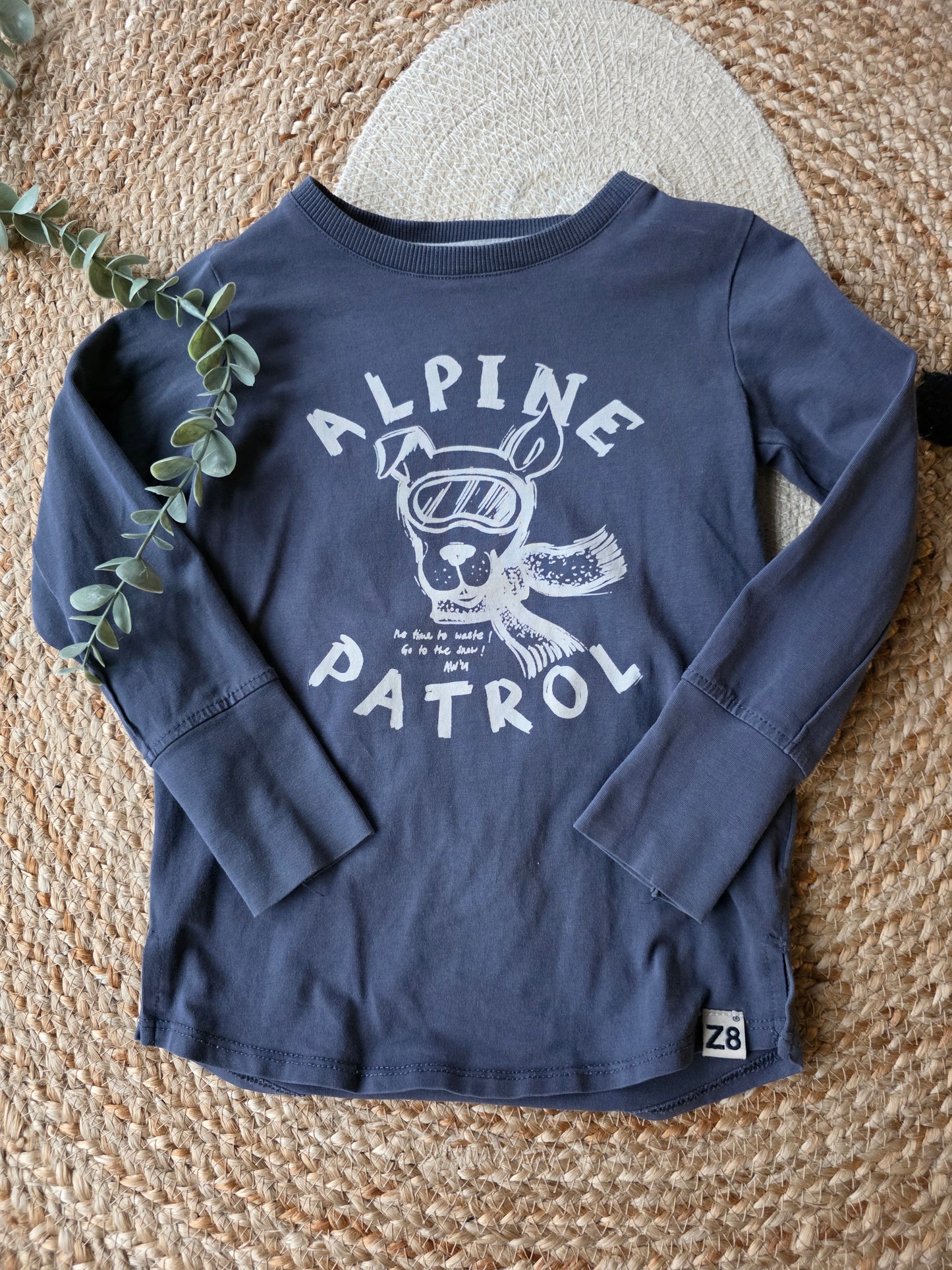 Z8 shirtje maat 104/110